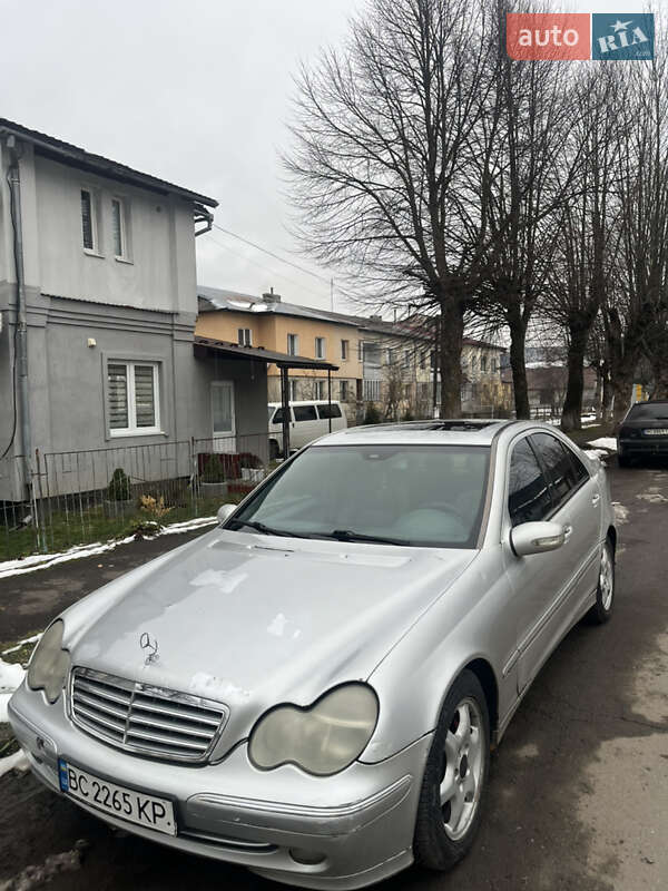 Седан Mercedes-Benz C-Class 2000 в Дрогобыче фото 32 Седан Mercedes-Benz C-Class 2000 в Дрогобыче