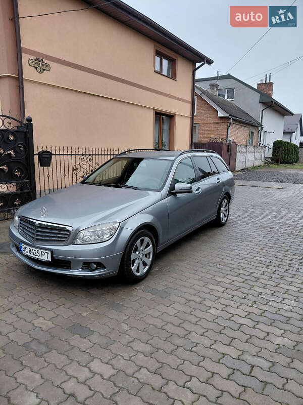 Универсал Mercedes-Benz C-Class 2009 в Сокале