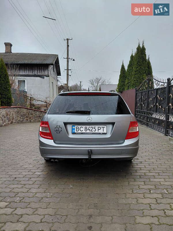 Универсал Mercedes-Benz C-Class 2009 в Сокале