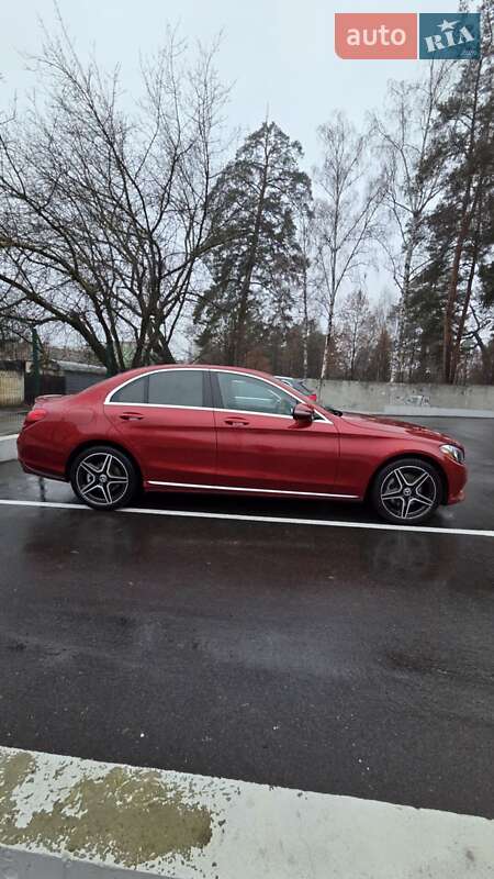 Седан Mercedes-Benz C-Class 2015 в Киеве