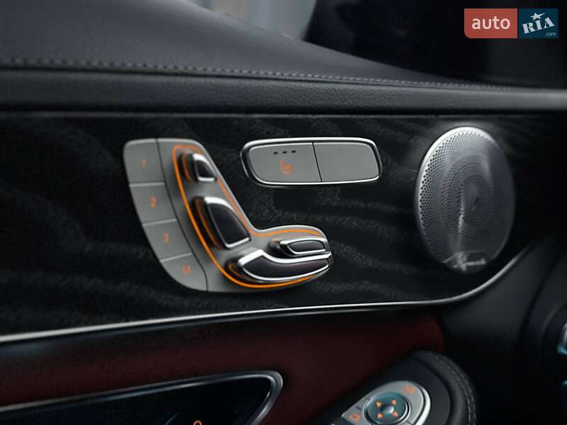 Седан Mercedes-Benz C-Class 2016 в Києві фото 15 Седан Mercedes-Benz C-Class 2016 в Києві