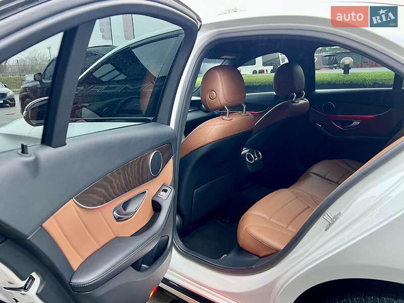 Седан Mercedes-Benz C-Class 2018 в Киеве фото 25 Седан Mercedes-Benz C-Class 2018 в Киеве