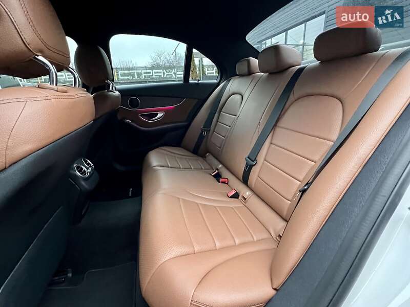 Седан Mercedes-Benz C-Class 2018 в Киеве фото 29 Седан Mercedes-Benz C-Class 2018 в Киеве