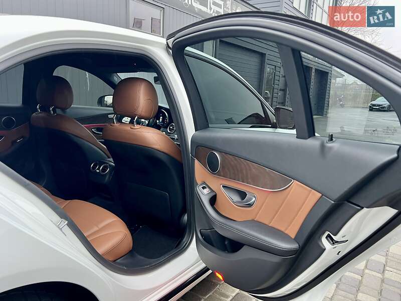 Седан Mercedes-Benz C-Class 2018 в Киеве фото 37 Седан Mercedes-Benz C-Class 2018 в Киеве