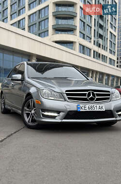 Седан Mercedes-Benz C-Class 2014 в Днепре