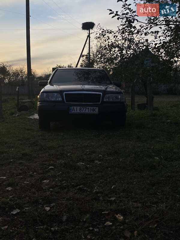 Седан Mercedes-Benz C-Class 1995 в Коростене фото 4 Седан Mercedes-Benz C-Class 1995 в Коростене