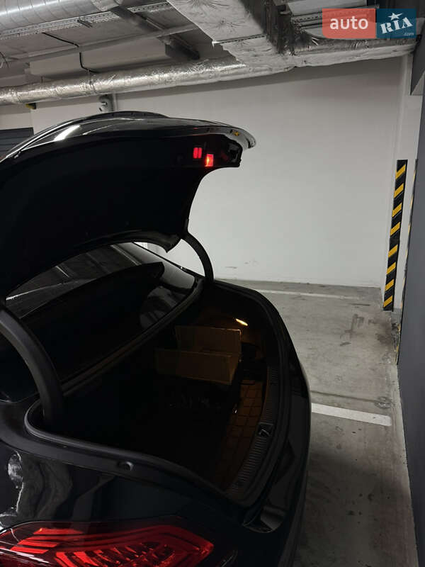 Седан Mercedes-Benz C-Class 2018 в Киеве фото 5 Седан Mercedes-Benz C-Class 2018 в Киеве