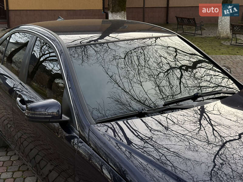 Седан Mercedes-Benz C-Class 2010 в Тячеве