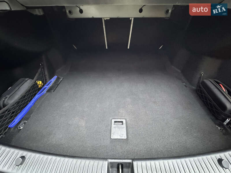 Седан Mercedes-Benz C-Class 2016 в Львове фото 13 Седан Mercedes-Benz C-Class 2016 в Львове