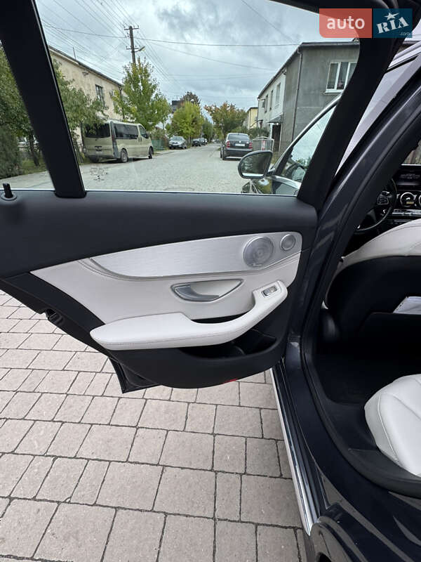 Седан Mercedes-Benz C-Class 2016 в Львове фото 23 Седан Mercedes-Benz C-Class 2016 в Львове