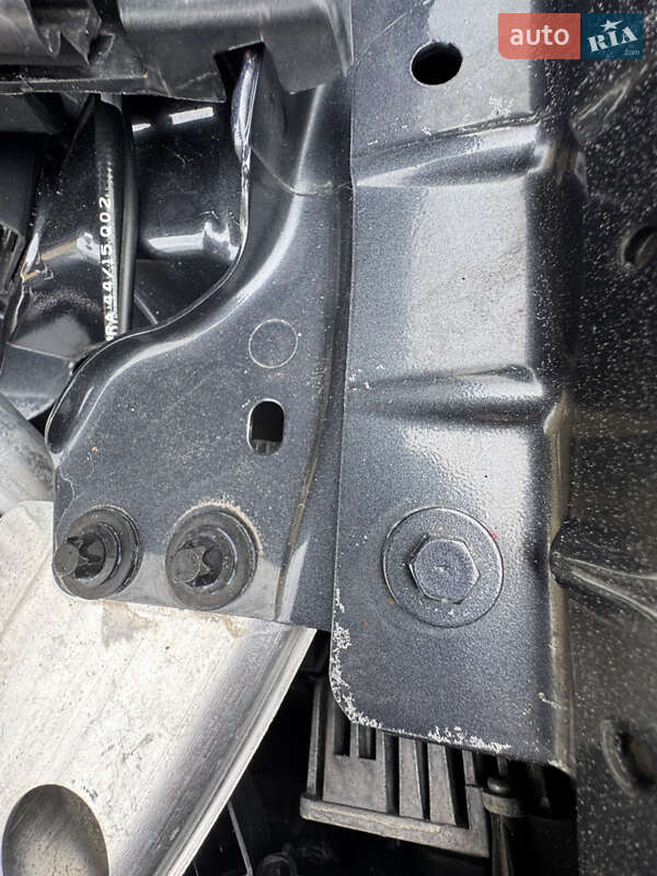 Седан Mercedes-Benz C-Class 2016 в Львове фото 28 Седан Mercedes-Benz C-Class 2016 в Львове