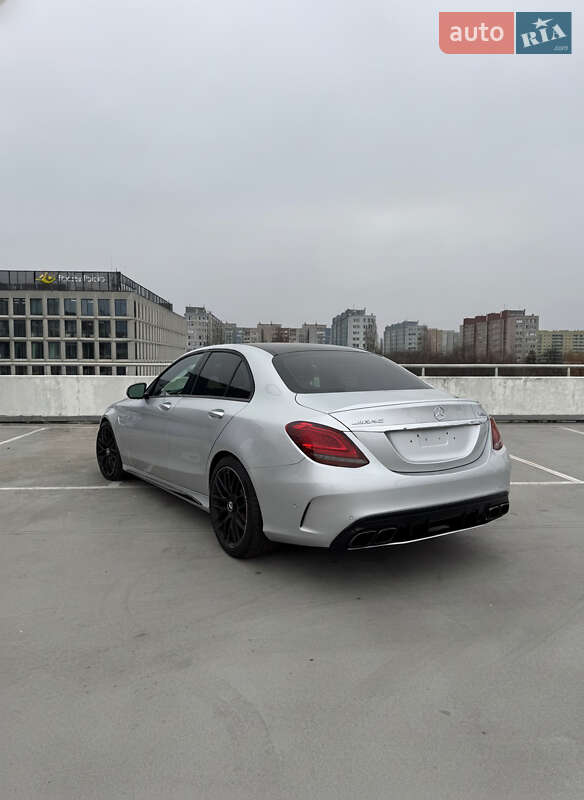 Седан Mercedes-Benz C-Class 2020 в Киеве