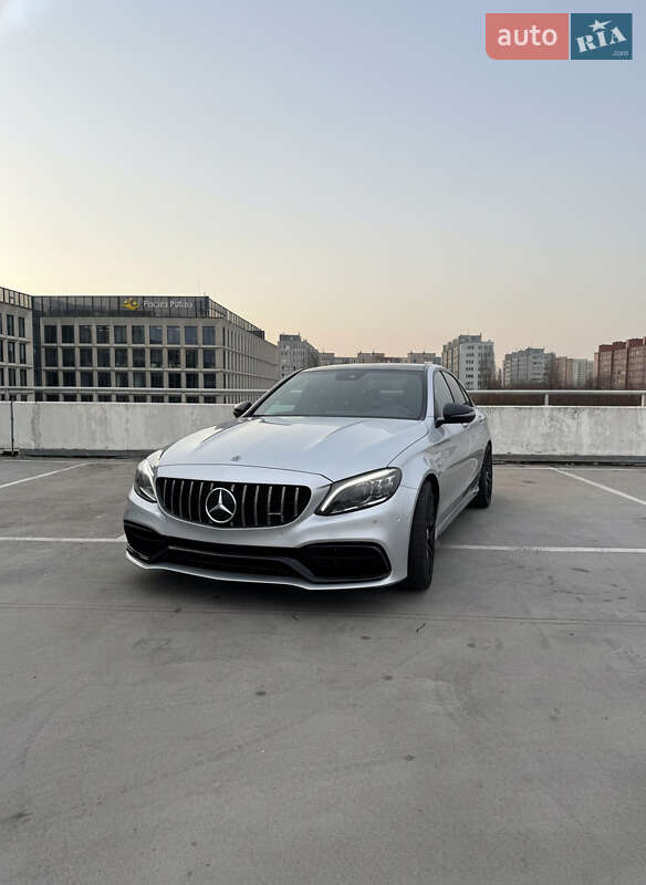 Седан Mercedes-Benz C-Class 2020 в Киеве