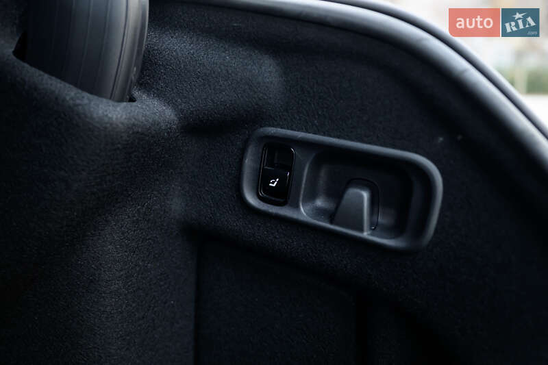 Седан Mercedes-Benz C-Class 2022 в Ужгороде фото 44 Седан Mercedes-Benz C-Class 2022 в Ужгороде