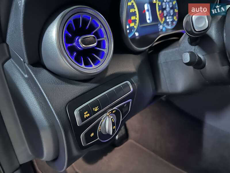 Седан Mercedes-Benz C-Class 2019 в Днепре фото 36 Седан Mercedes-Benz C-Class 2019 в Днепре
