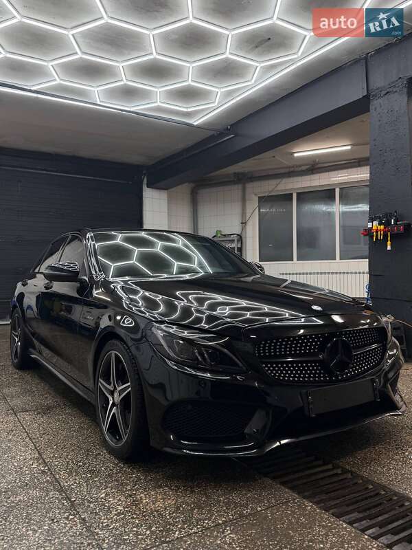 Седан Mercedes-Benz C-Class 2015 в Виннице
