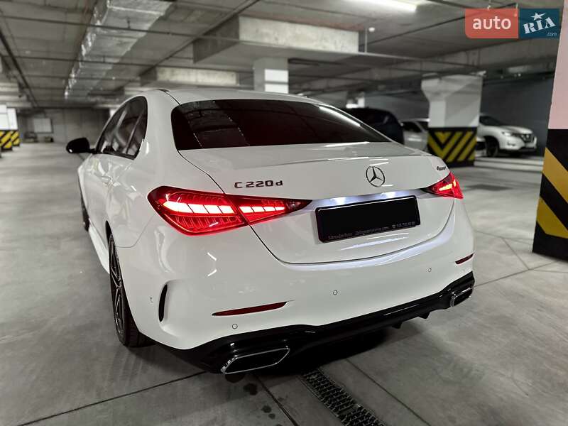 Седан Mercedes-Benz C-Class 2022 в Днепре