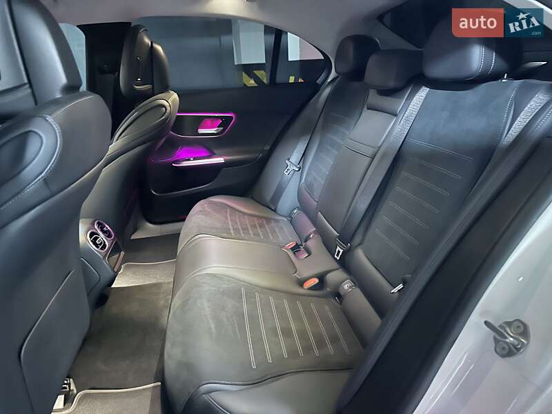 Седан Mercedes-Benz C-Class 2022 в Днепре