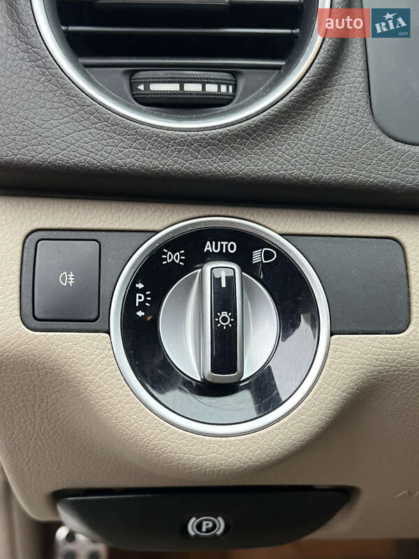 Седан Mercedes-Benz C-Class 2013 в Одесі фото 32 Седан Mercedes-Benz C-Class 2013 в Одесі