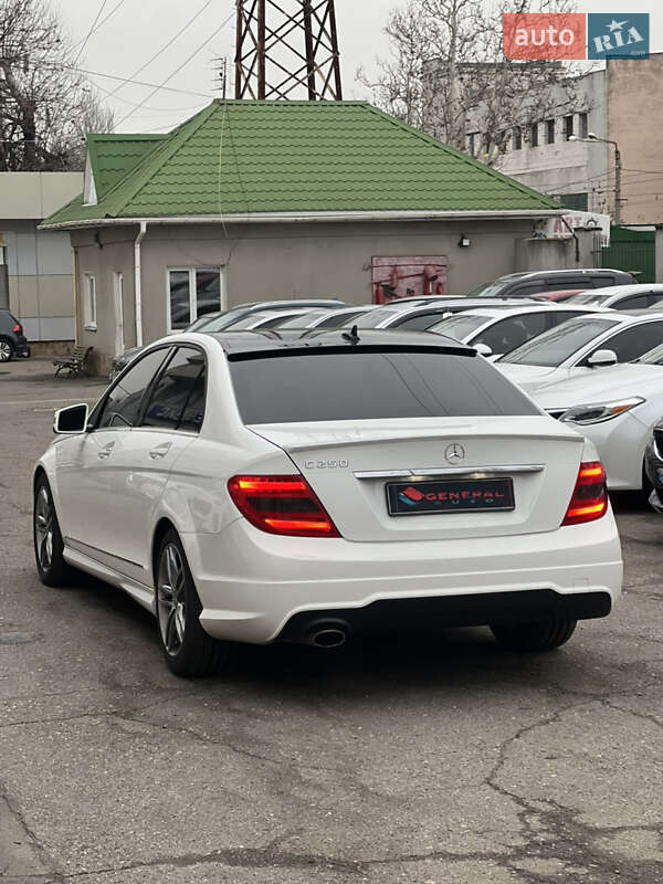 Седан Mercedes-Benz C-Class 2013 в Одесі фото 15 Седан Mercedes-Benz C-Class 2013 в Одесі