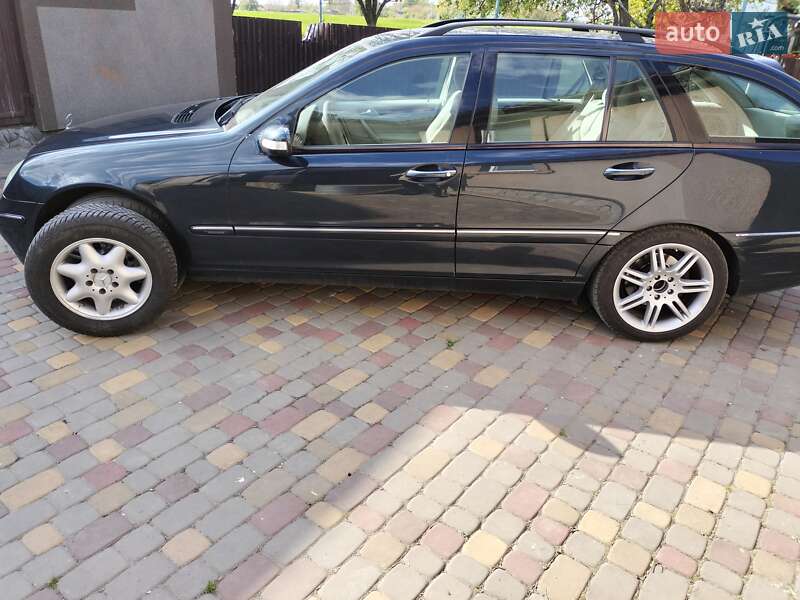 Универсал Mercedes-Benz C-Class 2004 в Ровно фото 21 Универсал Mercedes-Benz C-Class 2004 в Ровно
