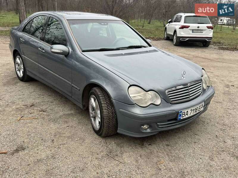 Седан Mercedes-Benz C-Class 2004 в Кропивницком