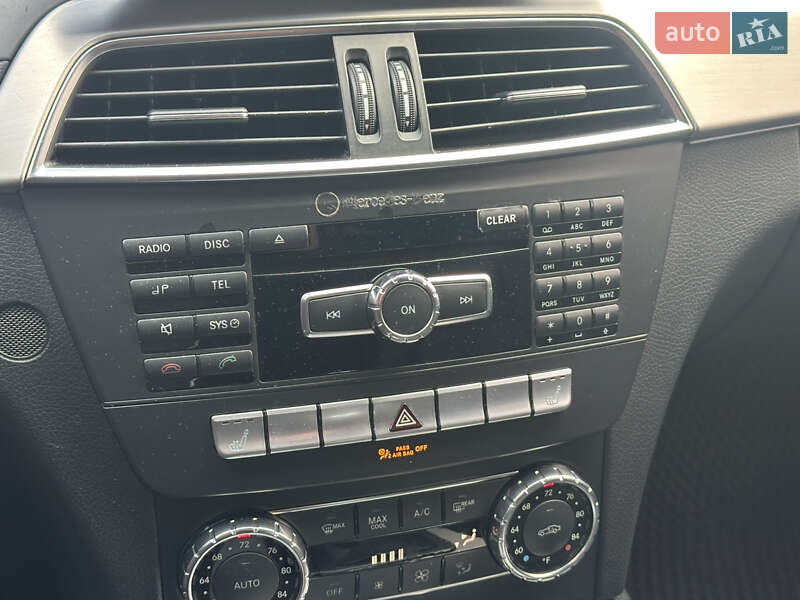 Седан Mercedes-Benz C-Class 2011 в Киеве