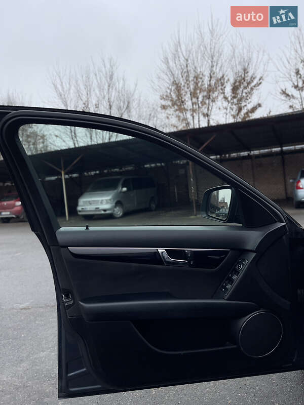 Универсал Mercedes-Benz C-Class 2008 в Хмельницком фото 23 Универсал Mercedes-Benz C-Class 2008 в Хмельницком