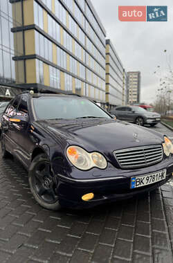 Універсал Mercedes-Benz C-Class 2002 в Рівному