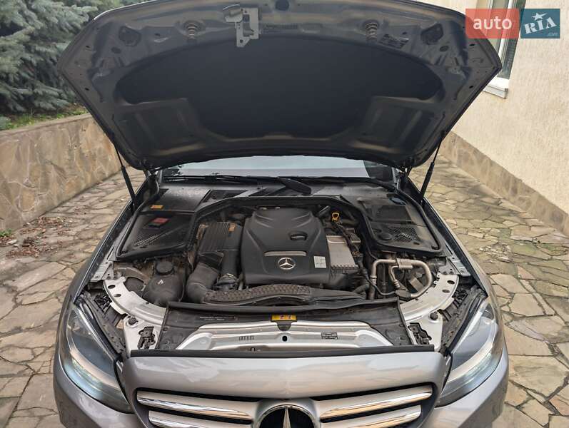 Седан Mercedes-Benz C-Class 2015 в Киеве фото 12 Седан Mercedes-Benz C-Class 2015 в Киеве