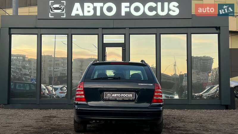 Универсал Mercedes-Benz C-Class 2004 в Киеве