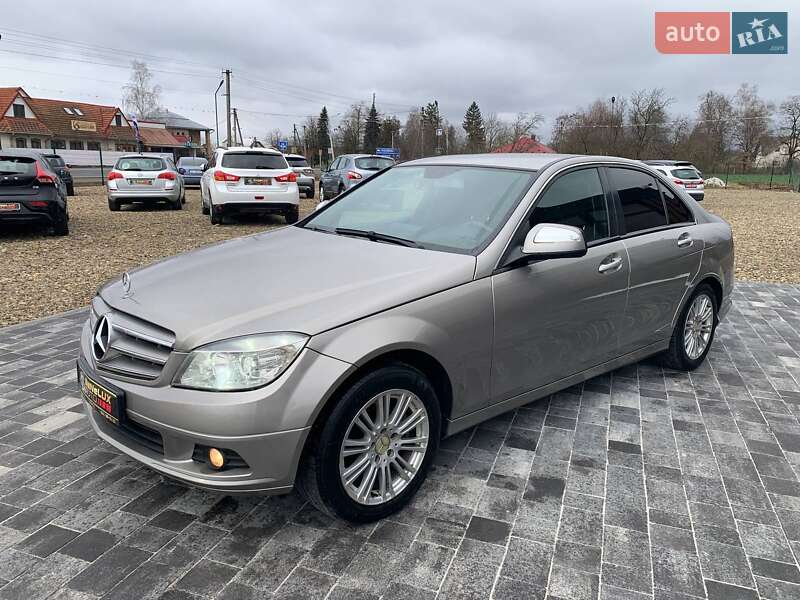 Седан Mercedes-Benz C-Class 2007 в Коломые