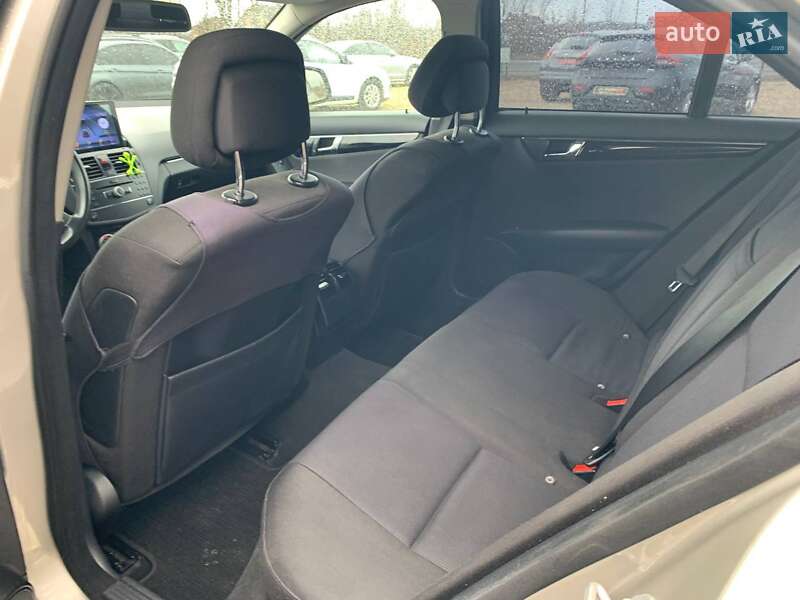 Седан Mercedes-Benz C-Class 2007 в Коломые