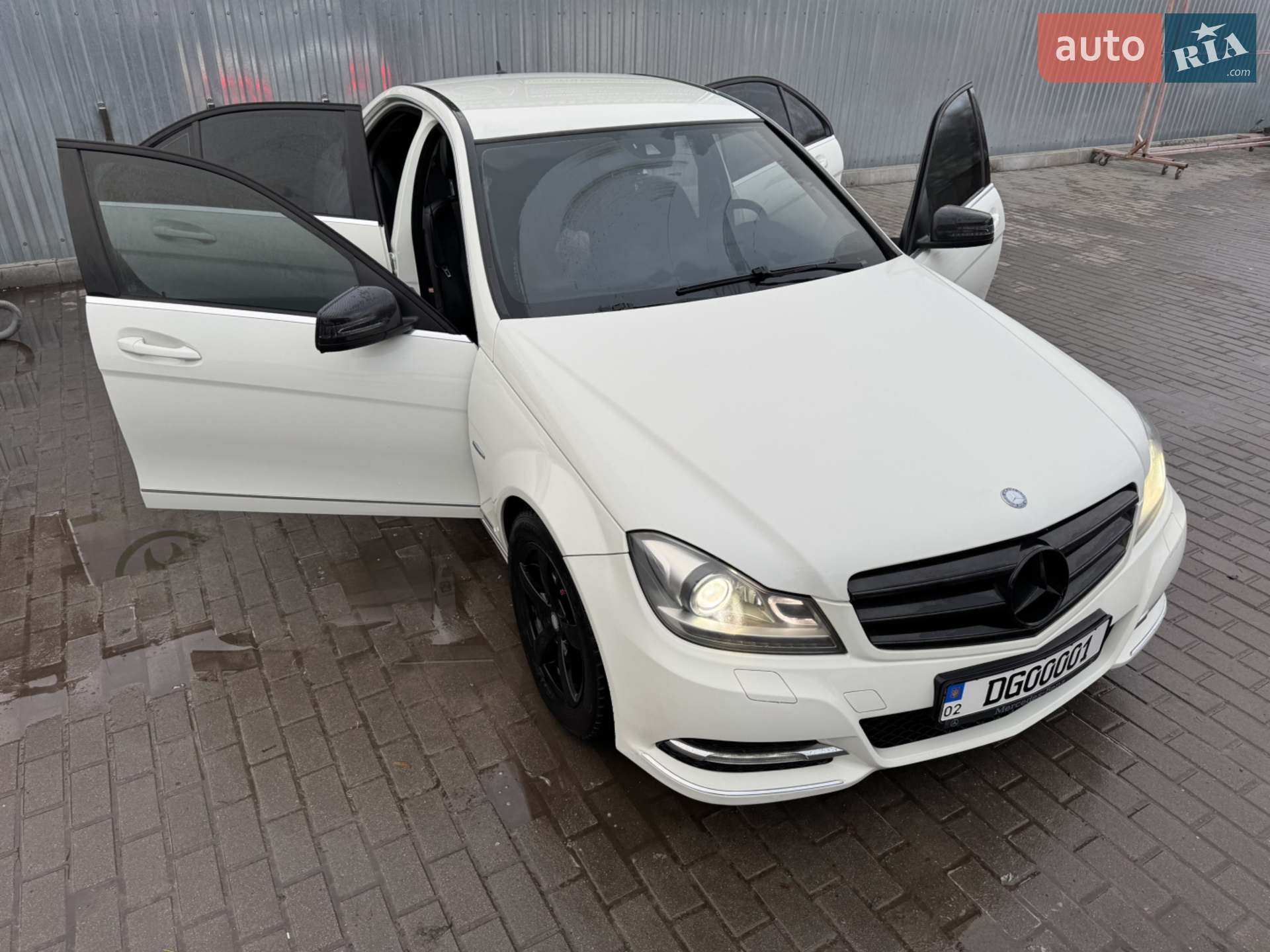 2011 Mercedes-Benz C-klasse - мініатюра 36