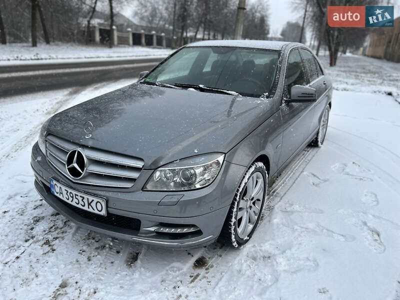 Седан Mercedes-Benz C-Class 2010 в Черкассах фото Седан Mercedes-Benz C-Class 2010 в Черкассах