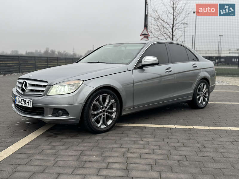 Mercedes-Benz C-Class 2008