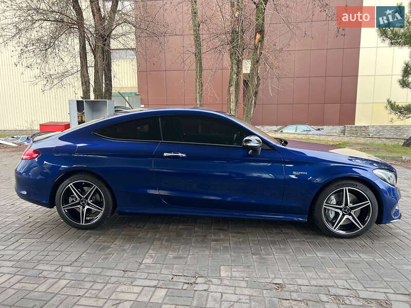 Купе Mercedes-Benz C-Class 2017 в Дніпрі
