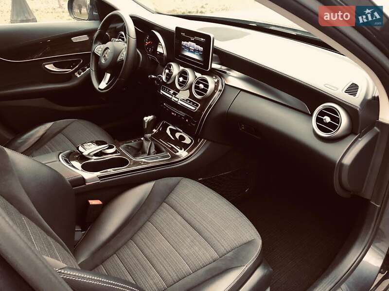 Седан Mercedes-Benz C-Class 2014 в Киеве