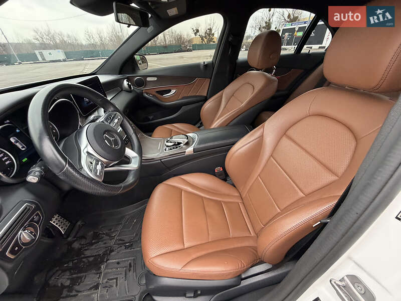 Седан Mercedes-Benz C-Class 2018 в Киеве фото 12 Седан Mercedes-Benz C-Class 2018 в Киеве