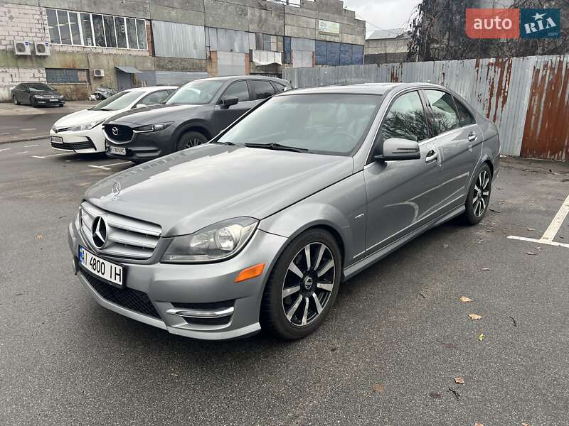 Mercedes-Benz C-Class 2012