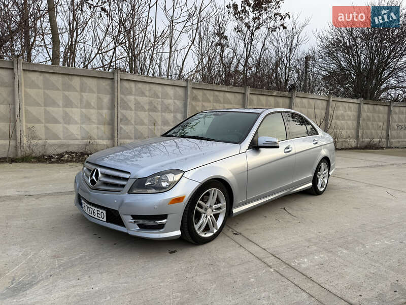 Mercedes-Benz C-Class 2012