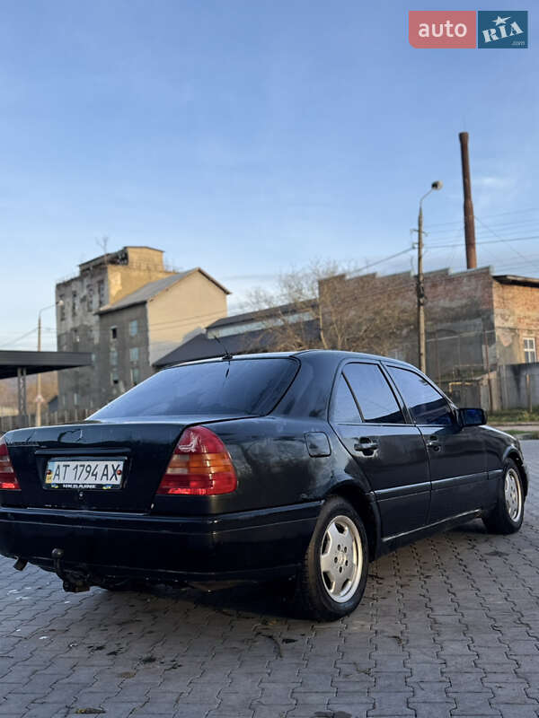 Седан Mercedes-Benz C-Class 1994 в Черновцах фото 12 Седан Mercedes-Benz C-Class 1994 в Черновцах