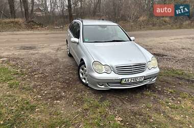 Универсал Mercedes-Benz C-Class 2006 в Малине