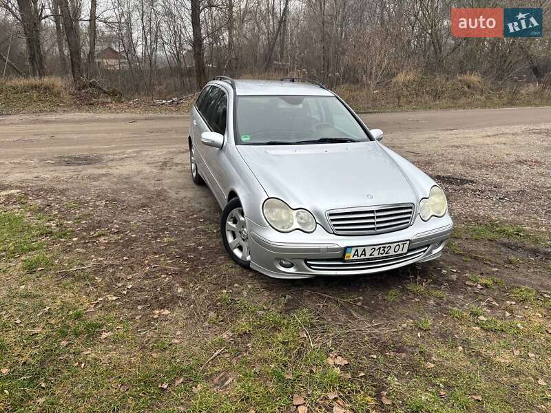 Mercedes-Benz C-Class 2006 Mercedes-Benz C-Class 2006