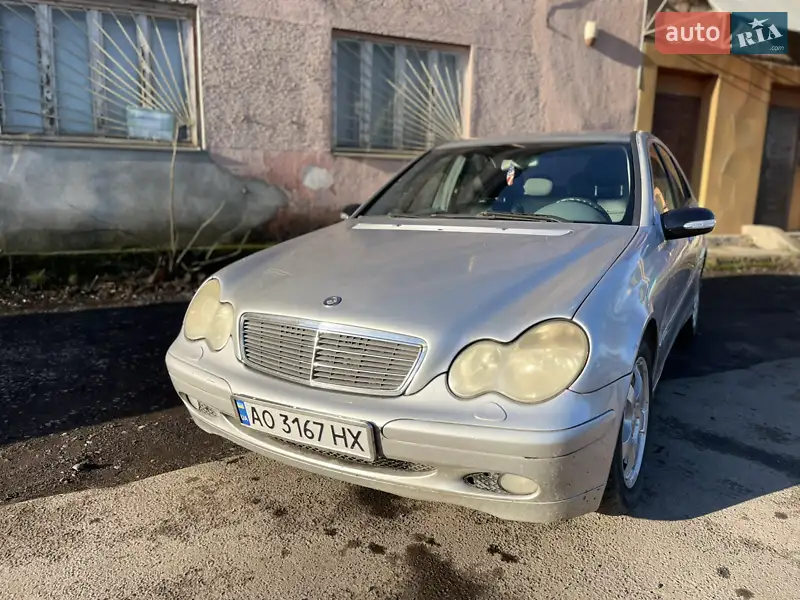 Mercedes-Benz C-Class
