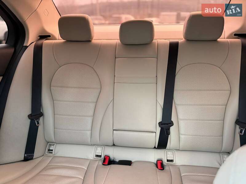 Седан Mercedes-Benz C-Class 2018 в Киеве