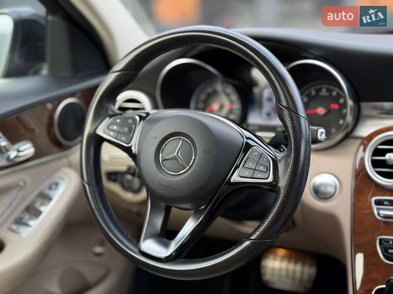 Седан Mercedes-Benz C-Class 2018 в Киеве