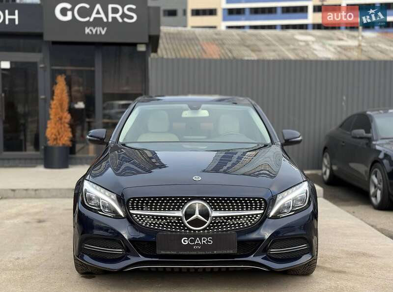 Седан Mercedes-Benz C-Class 2018 в Киеве