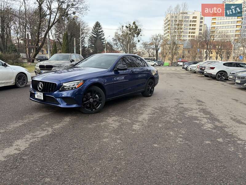 Mercedes-Benz C-Class 2021