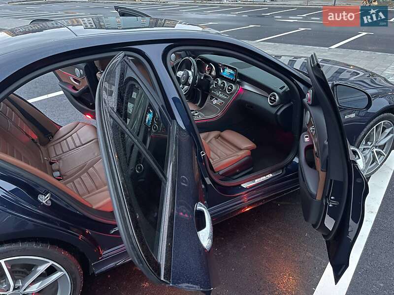 Седан Mercedes-Benz C-Class 2019 в Киеве